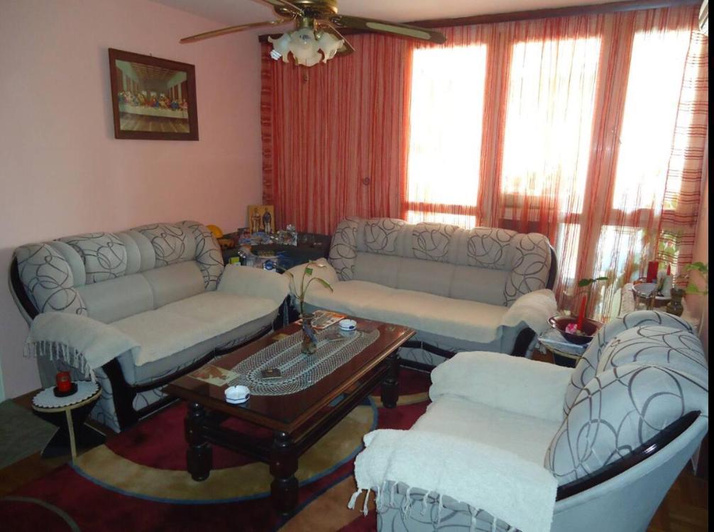 Private Room In A Shared Apartment In The Center Of Бар Екстериор снимка
